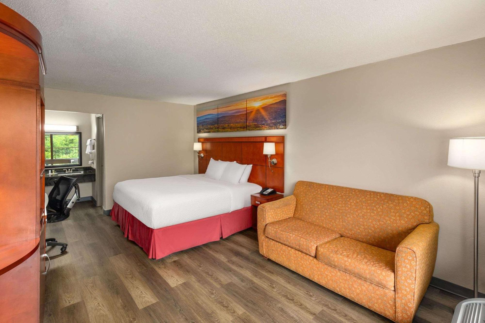Days Inn By Wyndham Knoxville East Εξωτερικό φωτογραφία